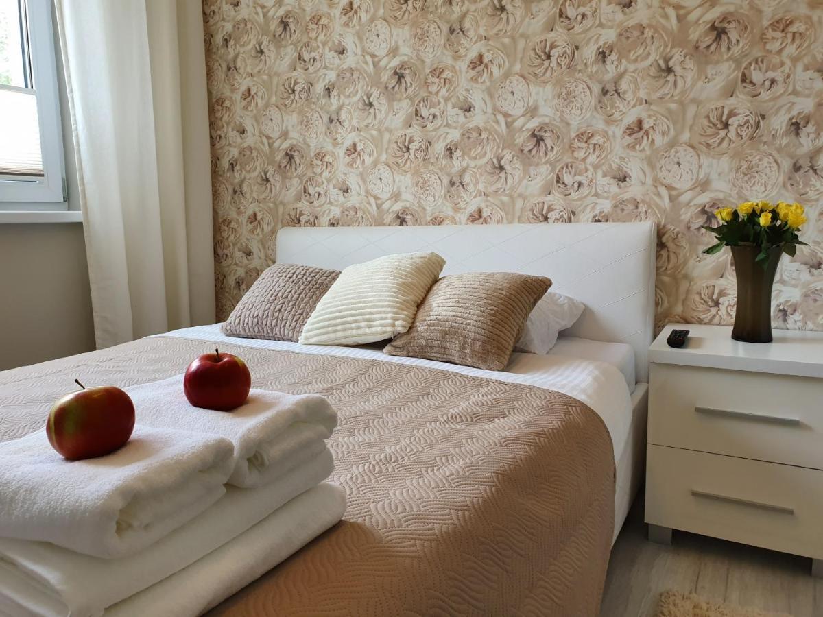 Apartament Różany CENTRUM MIELNO - 365PAM Zewnętrze zdjęcie