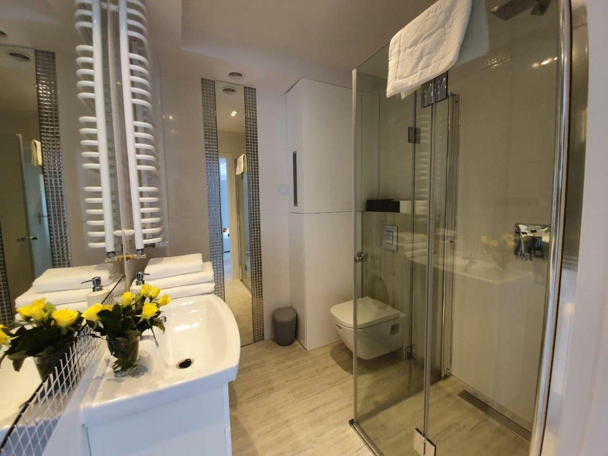 Apartament Różany CENTRUM MIELNO - 365PAM Zewnętrze zdjęcie